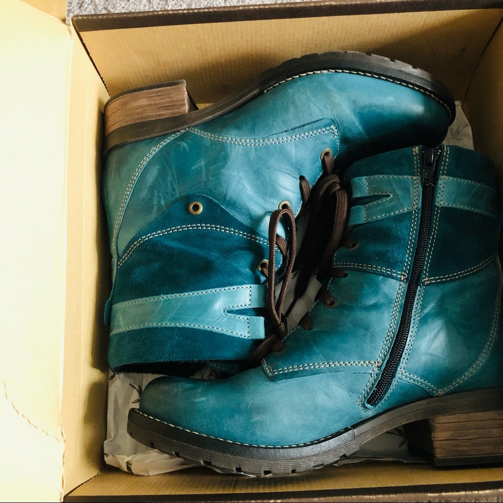 Teal Boots